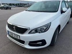 Vit Begagnad 2020 Peugeot 308 Active Kombi | 139 000 kr (Marknadspris)