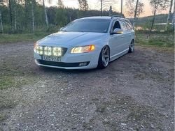 Vit Begagnad 2014 Volvo V70 Kombi | 100 000 kr