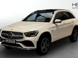 Vit (white) Begagnad 2020 Mercedes GLC300e AMG SUV | 389 990 kr (Marknadspris)