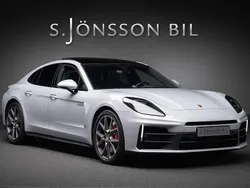 Ljusröd (ice grey) Begagnad 2024 Porsche Panamera 4S Sedan | 1 759 000 kr (Dyr)