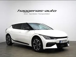 Vit Begagnad 2021 Kia EV6 3 SUV | 299 000 kr