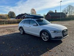 Vit Begagnad 2014 Audi A6 Allroad Comfort Kombi | 149 000 kr (Marknadspris)