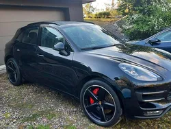 Svart Begagnad 2018 Porsche Macan Turbo Performance Package SUV | 479 900 kr