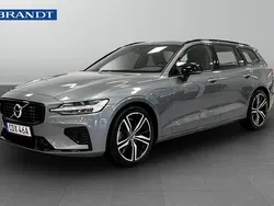 Grå Begagnad 2021 Volvo V60 R-Design Kombi | 429 900 kr (Marknadspris)