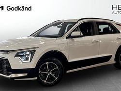 Vit (white) Begagnad 2024 Kia Niro Advance SUV | 359 900 kr (Lite dyr)