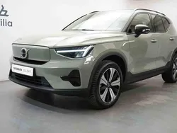 Grön Begagnad 2023 Volvo XC40 Single Motor SUV | 344 900 kr