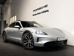 Silver Begagnad 2025 Porsche Taycan Cross Turismo Sedan | 1 325 000 kr