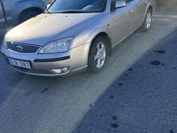 Silver Begagnad 2006 Ford Mondeo Kombi | 24 900 kr (Dyr)