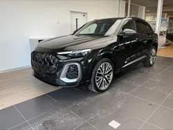 Svart Begagnad 2025 Audi Q5 S-Line SUV | 749 000 kr