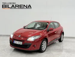 Röd Begagnad 2011 Renault Mégane III Halvkombi | 54 900 kr (Marknadspris)
