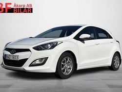Vit Begagnad 2012 Hyundai i30 Halvkombi | 74 500 kr (Dyr)