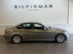 Grå Begagnad 2010 BMW 320 Comfort Edition Sedan | 69 900 kr (Marknadspris)