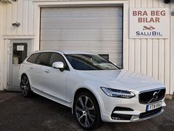 Vit Begagnad 2018 Volvo V90 CC Pro Kombi | 379 000 kr (Lite dyr)