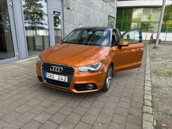 Orange Begagnad 2013 Audi A1 Sportback Halvkombi | 128 000 kr (Marknadspris)
