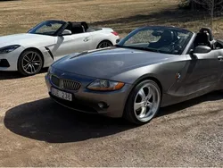 Grå Begagnad 2004 BMW Z4 Cab | 145 000 kr (Marknadspris)