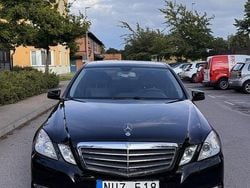 Svart Begagnad 2013 Mercedes E220 Classic Sedan | 170 000 kr (Marknadspris)