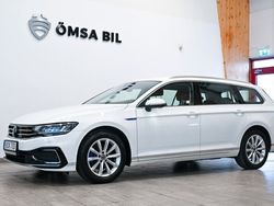 Vit Begagnad 2021 VW Passat GTE Kombi | 194 800 kr (Marknadspris)