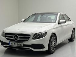 Vit Begagnad 2017 Mercedes E220 Avantgarde Sedan | 260 000 kr (Marknadspris)