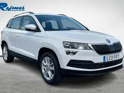 Vit Begagnad 2019 Skoda Karoq SUV | 219 800 kr (Bra pris)