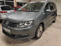 Grå (indium gråmet) Begagnad 2014 VW Sharan Minibuss | 149 000 kr (Marknadspris)