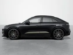 Ny 2024 Porsche Macan Turbo SUV | 1 569 000 kr (Dyr)