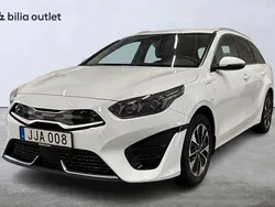 Vit Begagnad 2022 Kia Ceed Sportswagon Advance Kombi | 234 000 kr (Marknadspris)