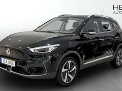 Svart (black) Begagnad 2022 MG ZS Comfort Sedan | 244 900 kr (Superpris)