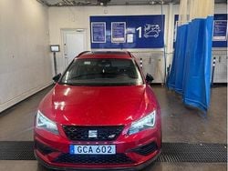 Röd Begagnad 2018 Cupra Leon Kombi | 314 900 kr (Lite dyr)