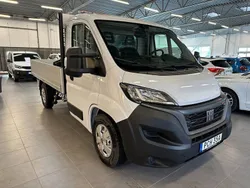 Vit Begagnad 2023 Fiat Ducato Van | 579 000 kr