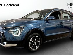 Blå (blue) Begagnad 2022 Kia Niro SUV | 309 900 kr (Lite dyr)