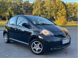 Svart Begagnad 2008 Toyota Aygo Halvkombi | 28 000 kr (Marknadspris)