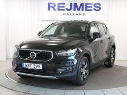 Svart Begagnad 2018 Volvo XC40 Momentum SUV | 329 500 kr (Marknadspris)