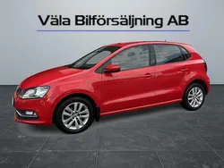Röd Begagnad 2014 VW Polo Halvkombi | 86 900 kr (Marknadspris)