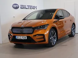 Orange ( phoenix orange metallic) Begagnad 2023 Skoda Enyaq iV RS SUV | 499 900 kr