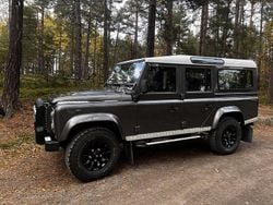 Grå Begagnad 2015 Land Rover Defender Kombi | 539 000 kr