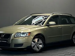 Grön Begagnad 2010 Volvo V50 Kombi | 49 900 kr (Marknadspris)