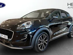 Svart (white) Begagnad 2021 Ford Puma Titanium Halvkombi | 204 900 kr (Marknadspris)