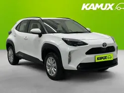 Vit Begagnad 2024 Toyota Yaris Cross SUV | 252 900 kr (Superpris)