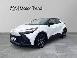 Vit Begagnad 2024 Toyota C-HR Style SUV | 354 900 kr (Marknadspris)