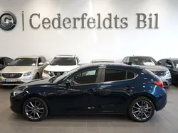 Blå Begagnad 2015 Mazda 3 Inclusive Halvkombi | 169 900 kr (Marknadspris)
