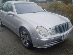 Silver Begagnad 2003 Mercedes E500 Avantgarde Sedan | 90 000 kr (Marknadspris)