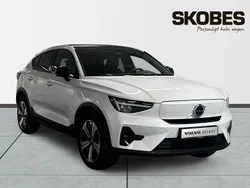 Vit Begagnad 2023 Volvo EC40 Plus SUV | 364 400 kr