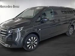 Mörkgrå (grey) Ny 2025 Mercedes Vito Minibuss | 711 125 kr (Marknadspris)