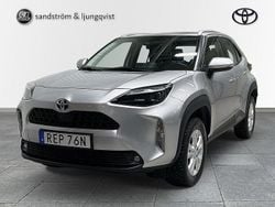 Silver Begagnad 2022 Toyota Yaris Cross Active SUV | 269 000 kr (Marknadspris)