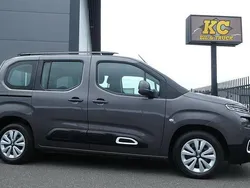 Grå Begagnad 2018 Citroën Berlingo PureTech Minibuss | 198 000 kr (Marknadspris)
