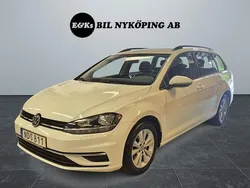 Vit Begagnad 2017 VW Golf VII Kombi | 124 900 kr (Marknadspris)
