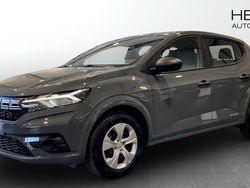 Grå (grey) Begagnad 2025 Dacia Sandero Essentiel Halvkombi | 164 900 kr (Marknadspris)