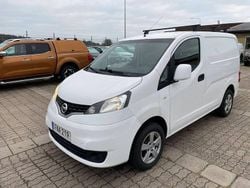 Vit Begagnad 2015 Nissan NV200 Van | 89 900 kr