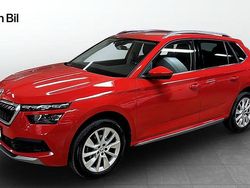 Röd (corrida red) Begagnad 2021 Skoda Kamiq Style SUV | 214 900 kr (Marknadspris)