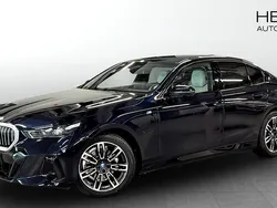 Begagnad 2025 BMW 530e M Sport Sedan | 658 700 kr